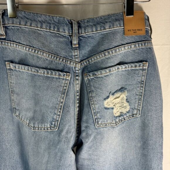 Free People We The Free NWT Dawn Busted Knee Distressed Flare Jeans Sz 25 - Picture 5 of 12